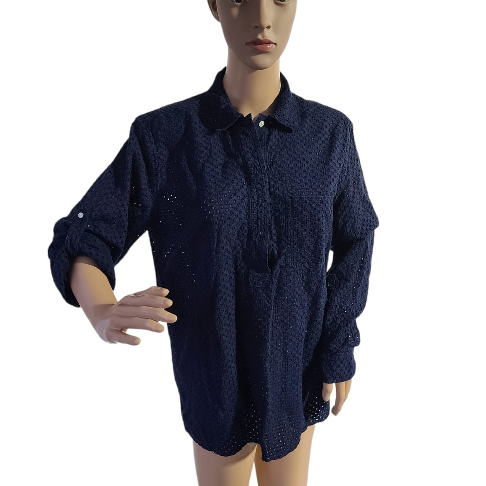 Gap button up shirt